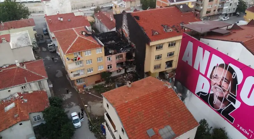 Kadıköy’de patlama yaşanan binanın son hali havadan görüntülendi