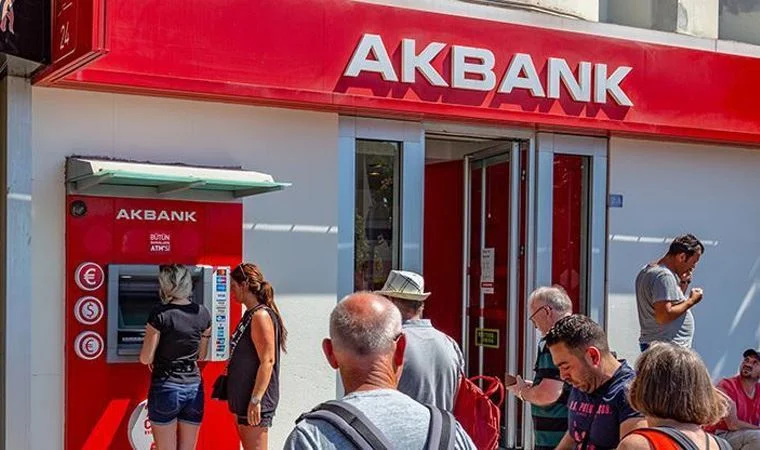 Akbank müşterileri hesaplarını görünce deliye döndü